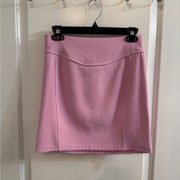 Lululemon Scuba High-Rise Mini Skirt Vitapink - Picture 1 of 11